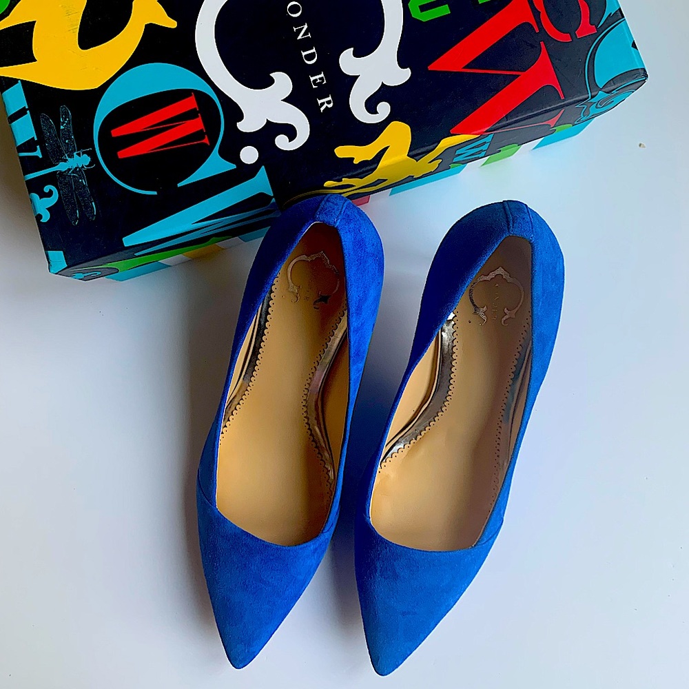 C Wonder Dorsay heels in blue suede, size 8